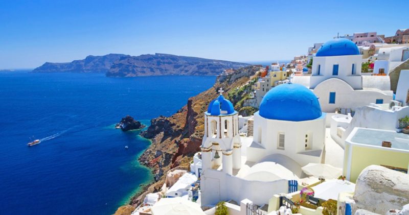 santorini.jpg